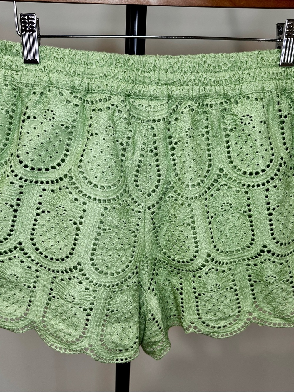 Farm Rio Womens Pinapple Eyelet Shorts - Picture 7 of 7